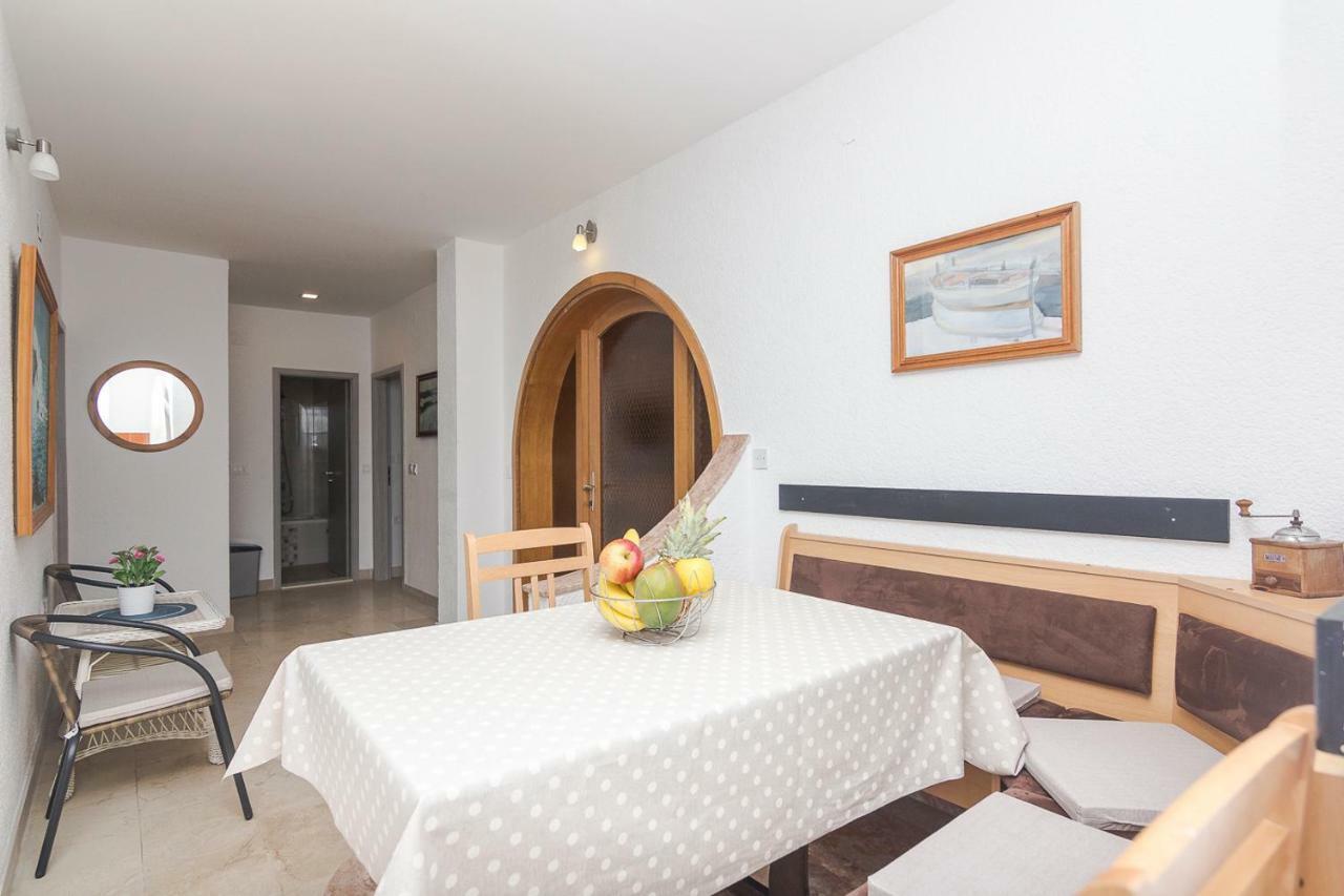 Apartments A&B Makarska Exterior photo